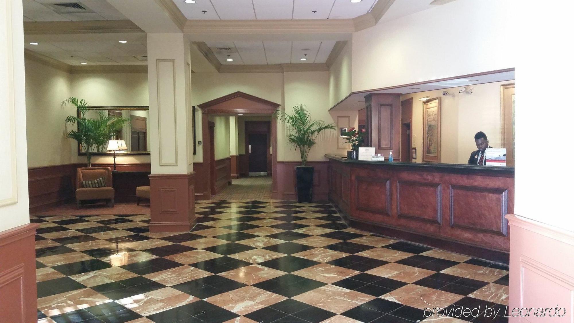 Crowne Plaza Dallas Market Ctr - Love Field, An Ihg Hotel מראה חיצוני תמונה