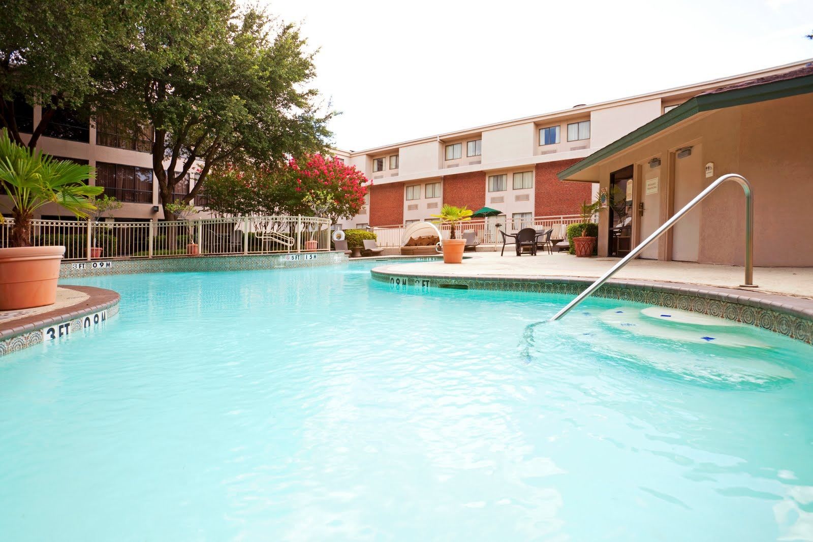 Crowne Plaza Dallas Love Field - Med Area, An Ihg Hotel מראה חיצוני תמונה